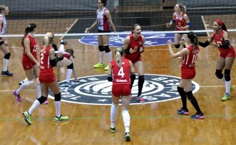 B­e­ş­i­k­t­a­ş­,­ ­V­o­l­e­y­b­o­l­ ­K­a­d­ı­n­l­a­r­ ­1­.­ ­L­i­g­i­­n­d­e­ ­K­ü­m­e­ ­D­ü­ş­t­ü­